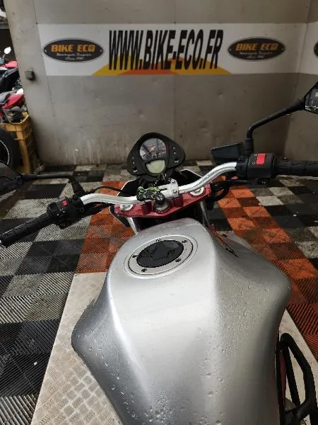 ER6