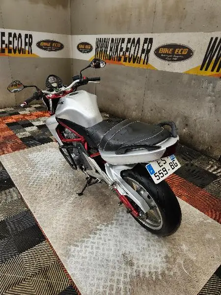 ER6
