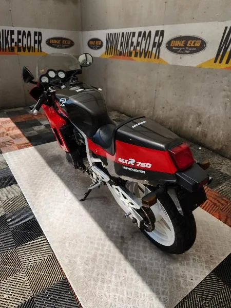 GSXR 750