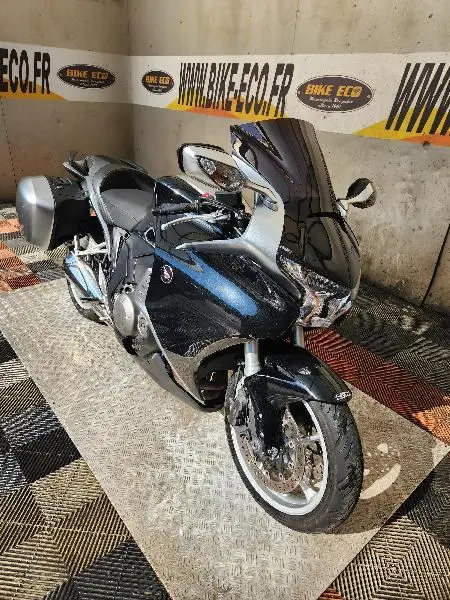 VFR 1200