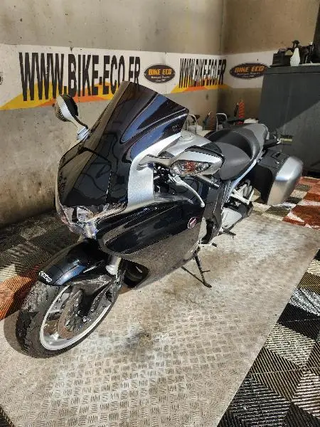 VFR 1200