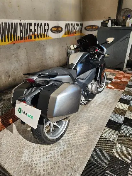 VFR 1200