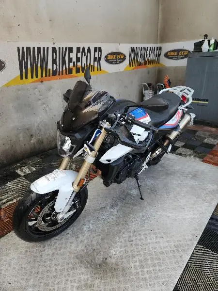 F 800 R