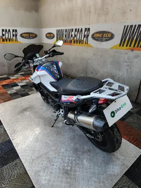 F 800 R