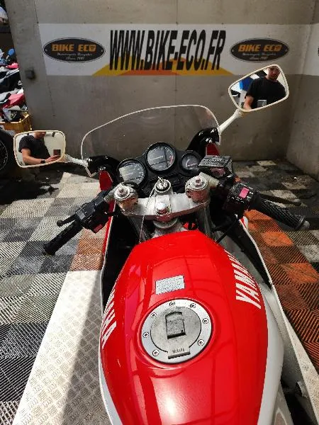 TZR 250