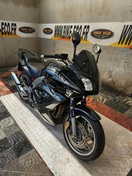 CB 1000 F