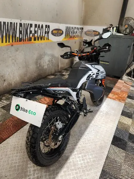 890 ADVENTURE
