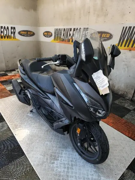 NSS FORZA 125
