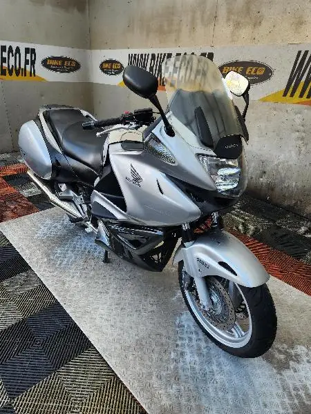 NT DEAUVILLE 700