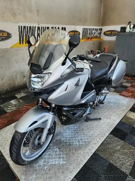 NT DEAUVILLE 700