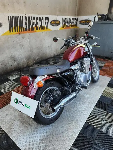 THUNDERBIRD 900