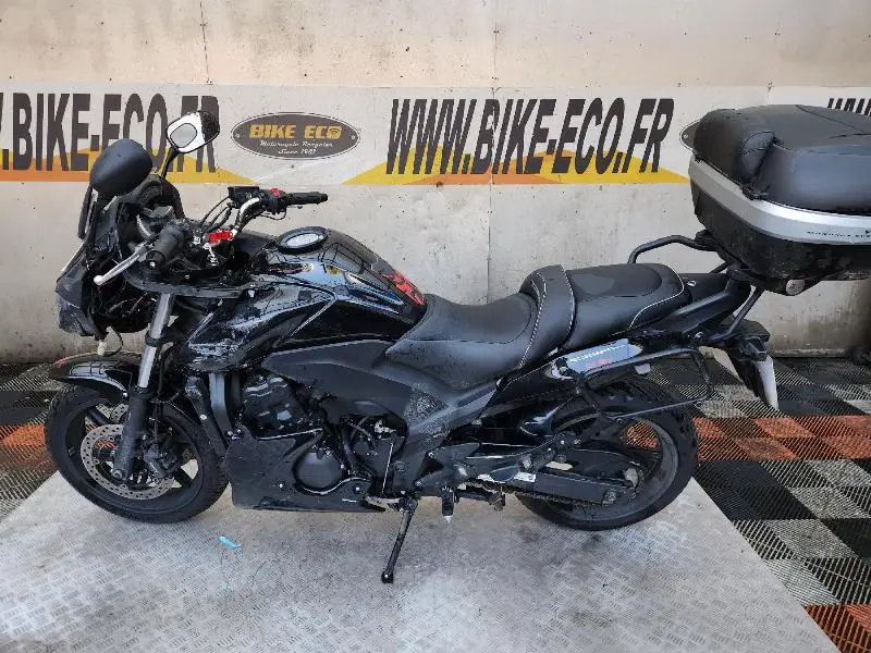 CB 1000 F