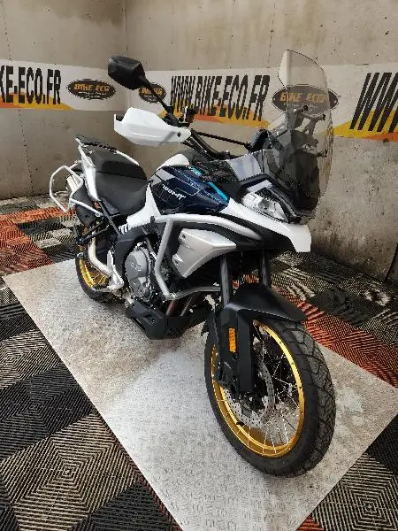 MT 700