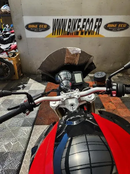 F 800 R