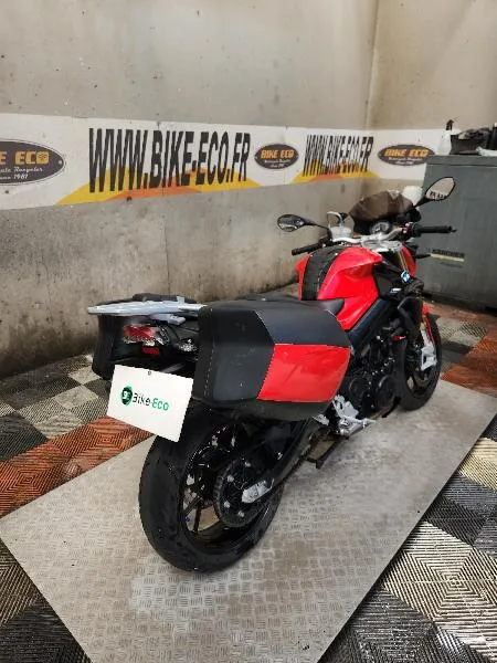 F 800 R
