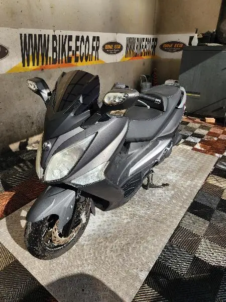 GTS 125