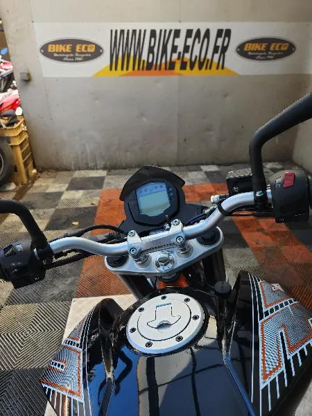 390 DUKE