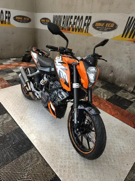 125 DUKE