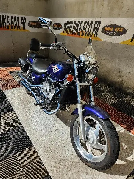 VF750CH