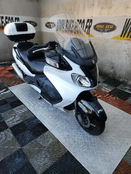 BURGMAN 650