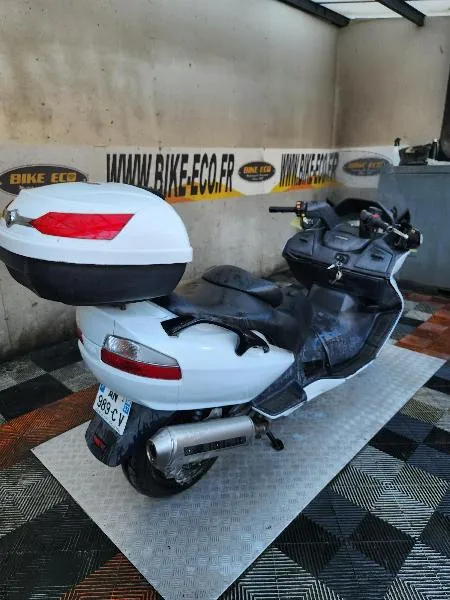 BURGMAN 650