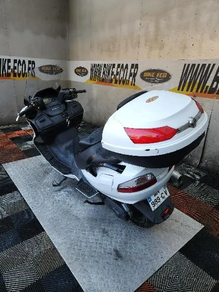 BURGMAN 650