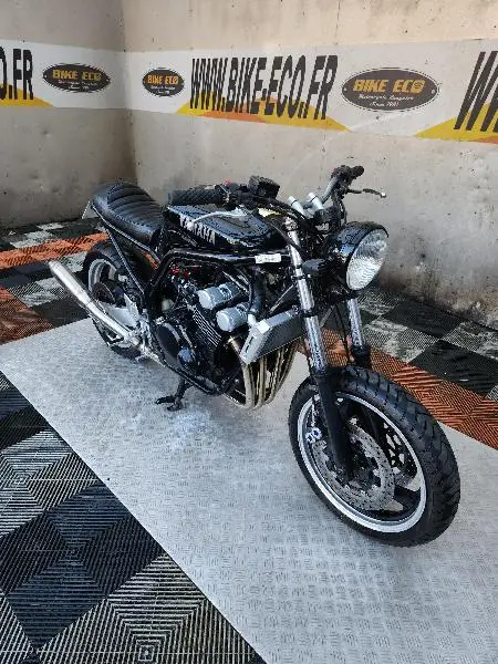 FZS FAZER
