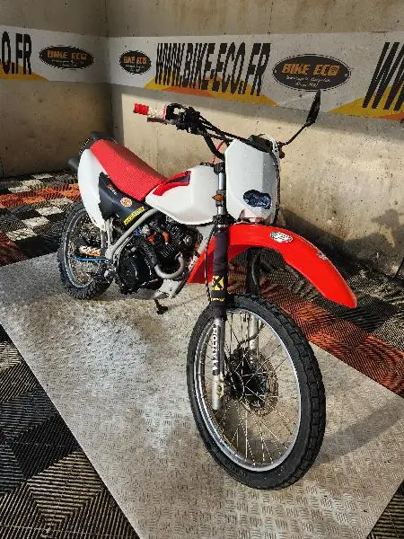XLR 125