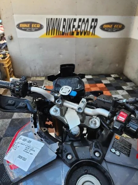 MT09
