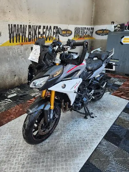MT09