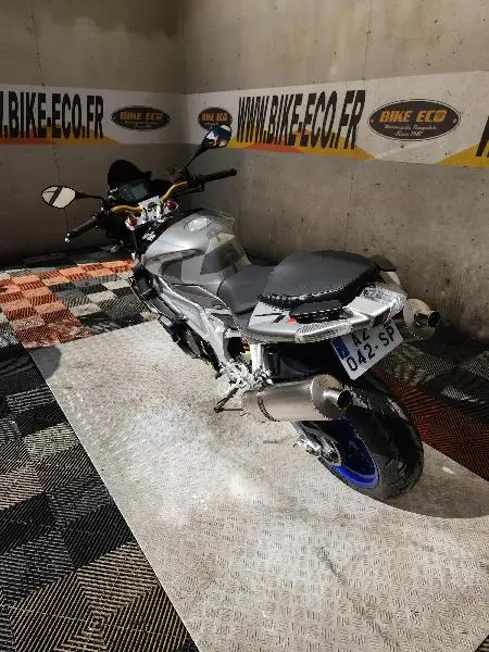 TUONO 1000 R V2