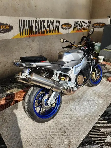 TUONO 1000 R V2