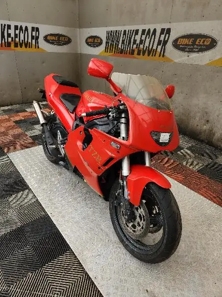 TZR 250