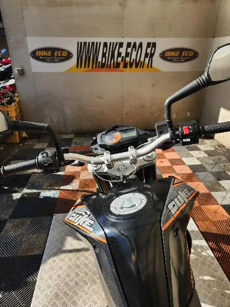 690 DUKE R