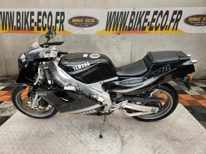 TZR 250