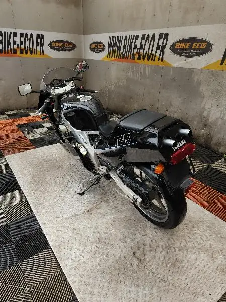 TZR 250