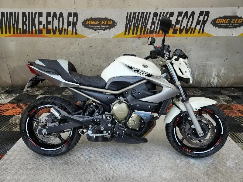 XJ6N 2009