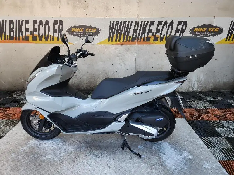 PCX 125
