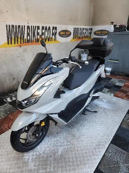 PCX 125
