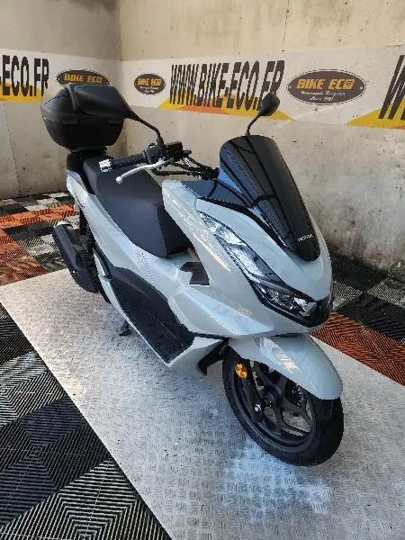 PCX 125