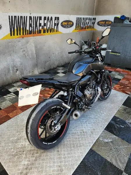 MT07