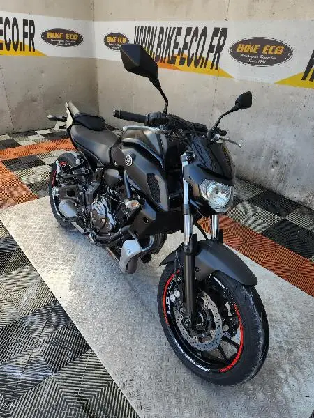 MT07
