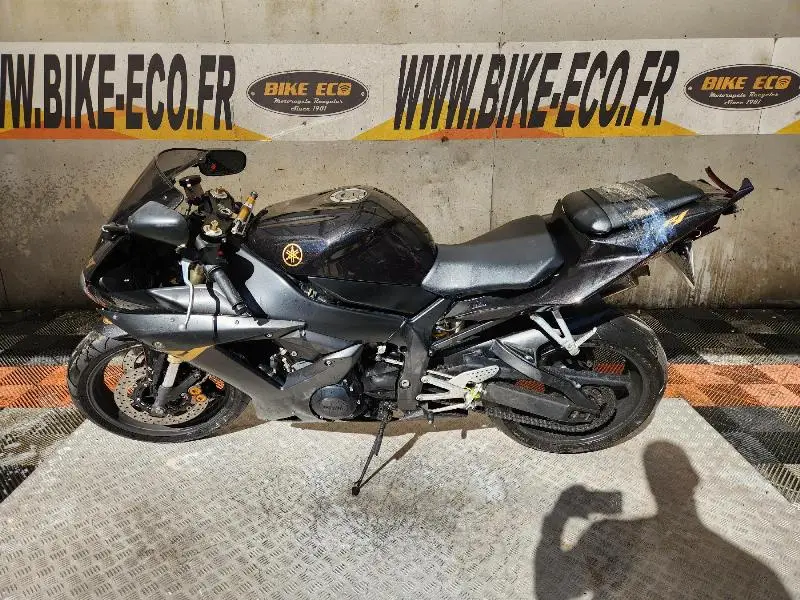 YZF 1000 R1