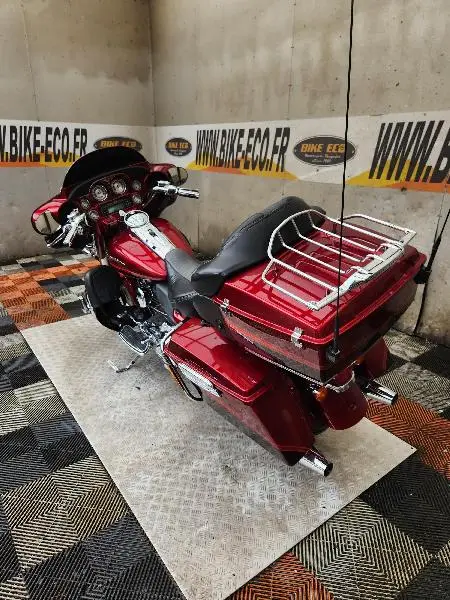 TOURING ELECTRA GLIDE 1800 ULTRA CVO