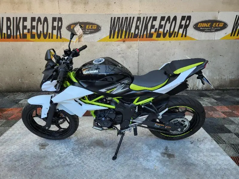 Z125