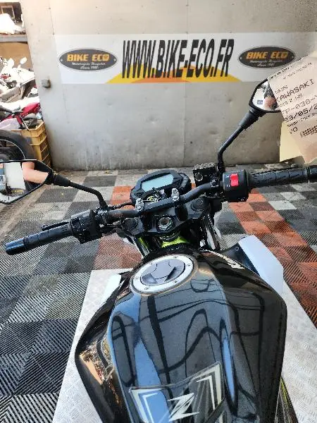 Z125