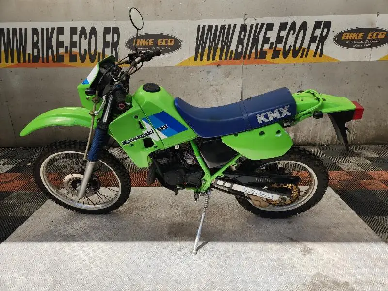 KMX
