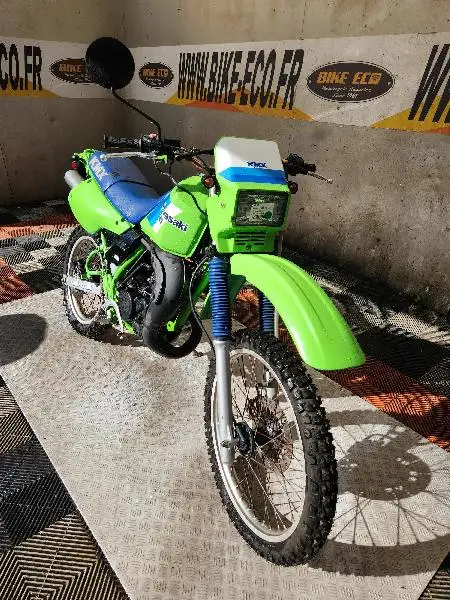 KMX