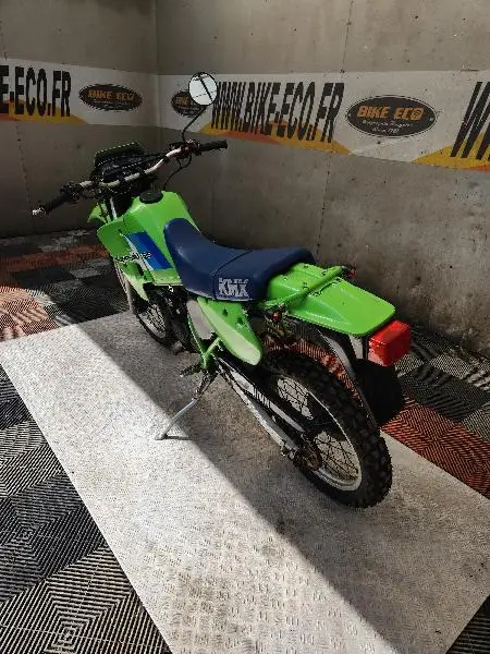 KMX