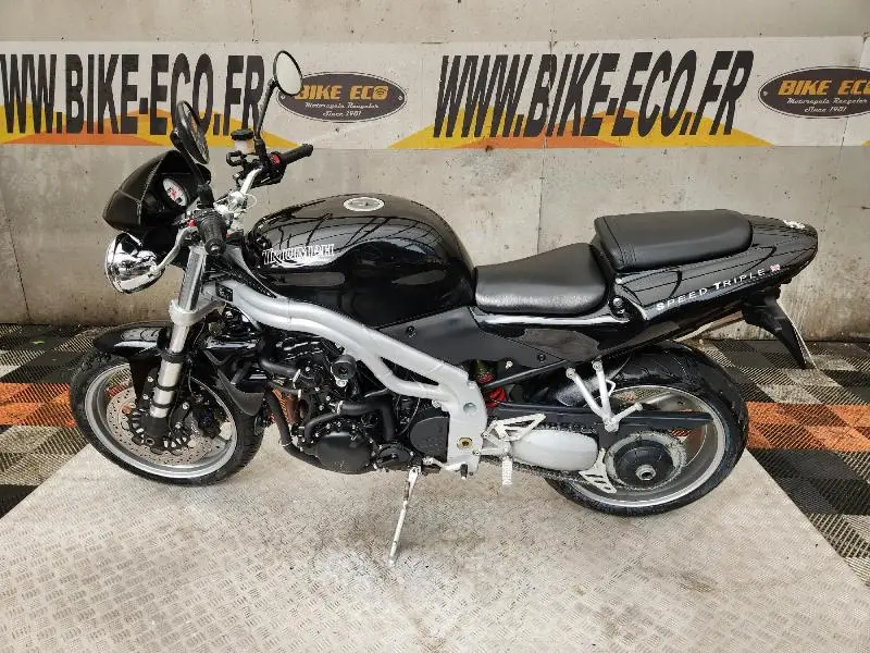 SPEED TRIPLE 955